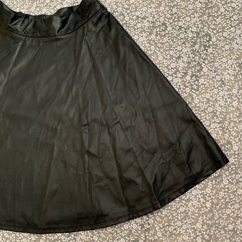 SHEIN Classic Black A-Line Faux Leather Skirt